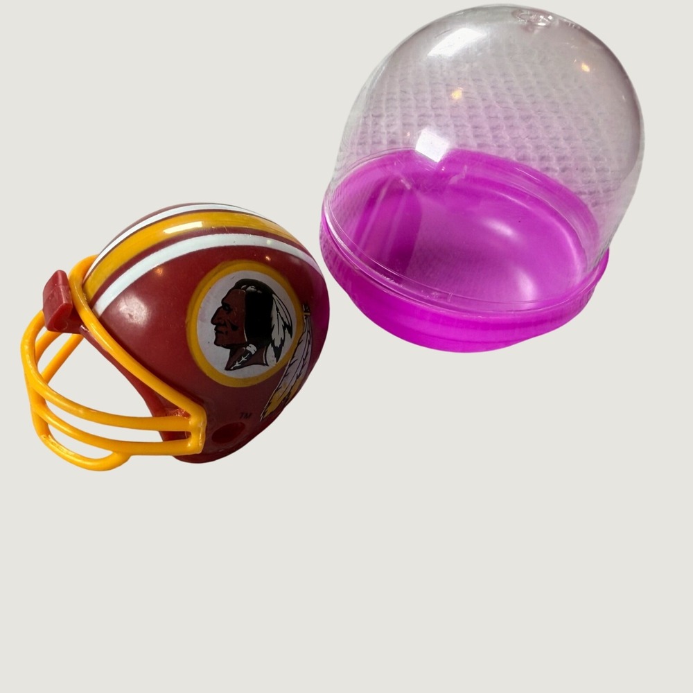 Vintage Washington Redskins Gumball Machine Mini Football Helmet Toy Capsule